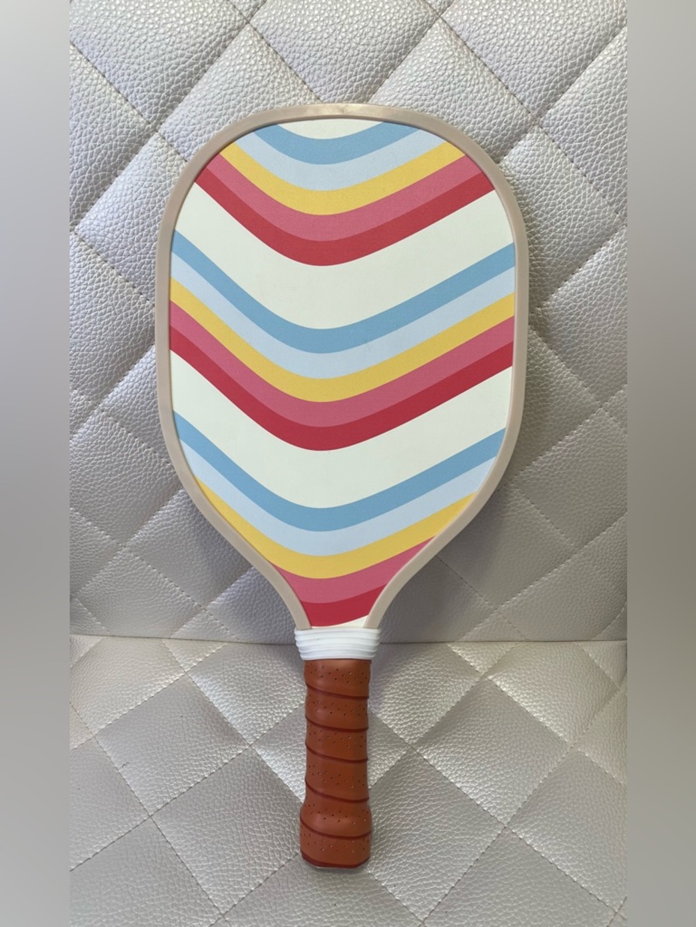pickleball paddle